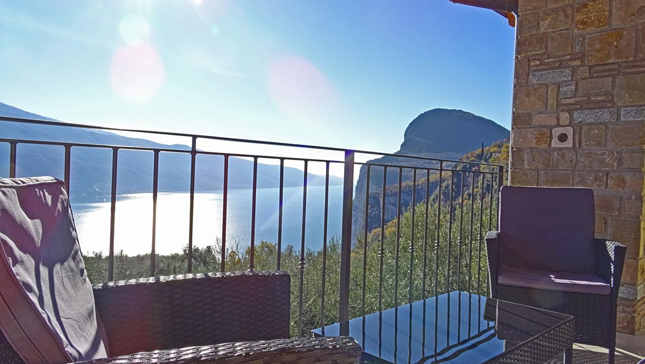 Appartamenti Villa Vagne By Gardadomusmea Tremosine ภายนอก รูปภาพ